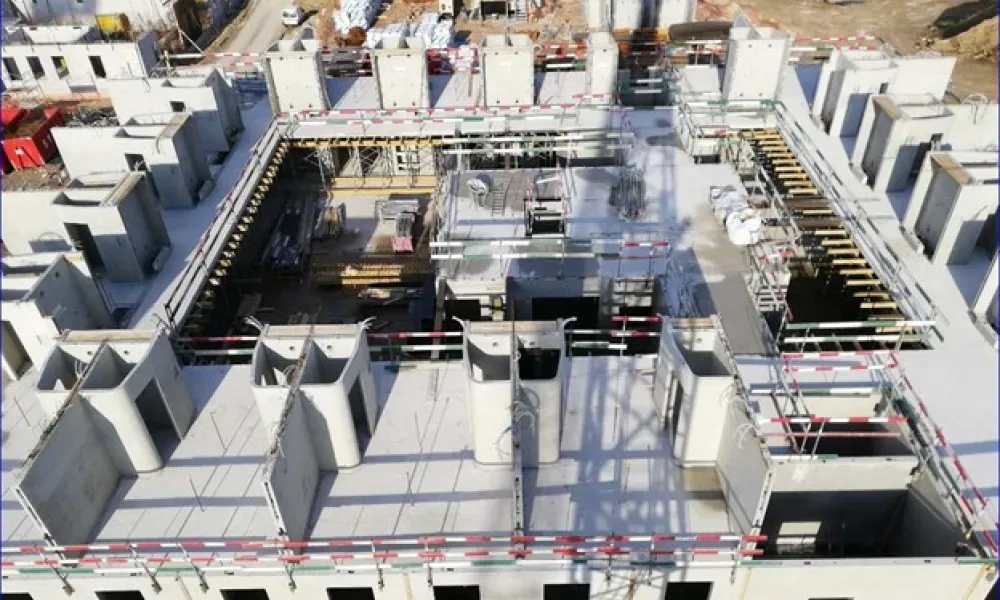 Precast concrete elements for prison cells