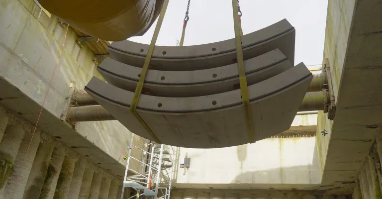 Concrete tunnel segments 