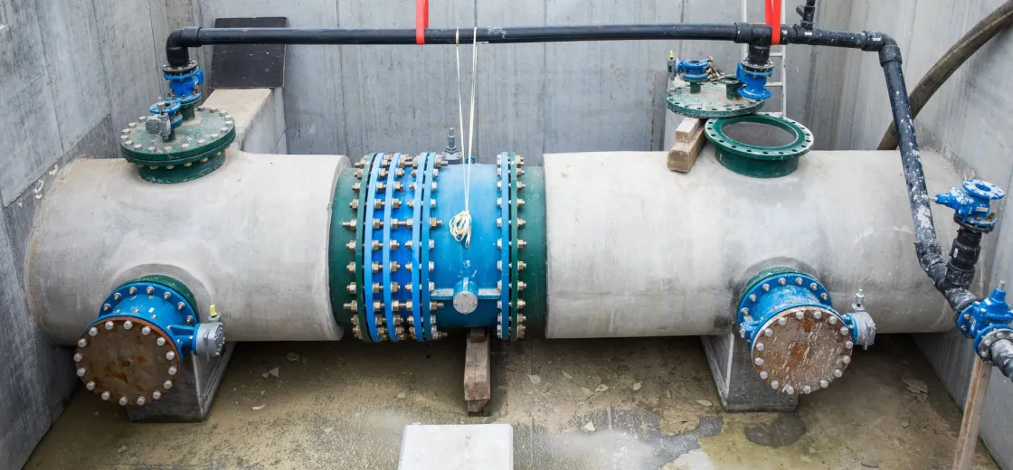 Jacking pipes for drinking water