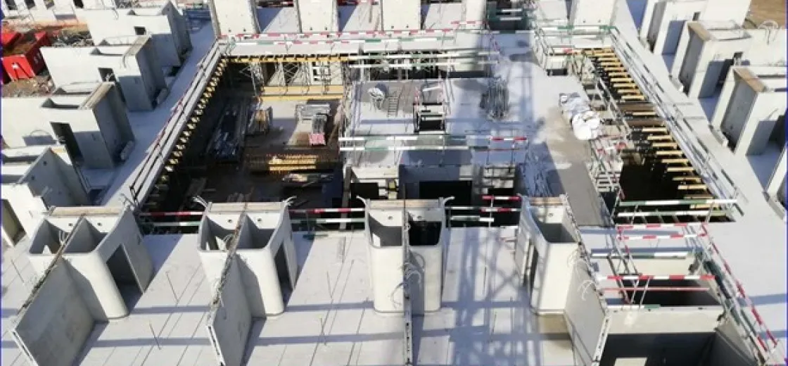 Precast concrete elements for prison cells